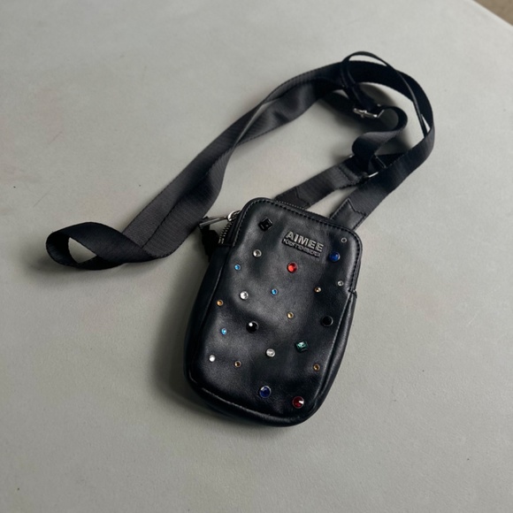 Aimee Kestenberg Phone Crossbody Bag Black Crystal - Picture 4 of 5